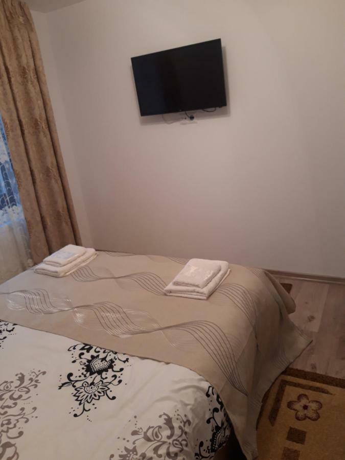 Casa Bianca Oncesti Pensionat Exteriör bild